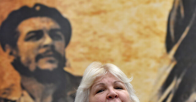 che-guevara’s-daughter-says-she-should-‘be-there’-fighting-with-hezbollah-in-lebanon