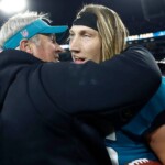 jaguars’-doug-pederson-defends-team-for-melee-after-azeez-al-shaair’s-illegal-hit-on-trevor-lawrence