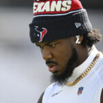 nfl-upholds-texans-lb-azeez-al-shaair’s-3-game-suspension-for-hit-that-concussed-trevor-lawrence,-sparked-brawl-with-jaguars