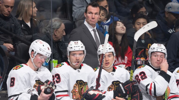 league-worst-blackhawks-fire-coach-richardson