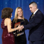 nypd-widow-stephanie-diller-receives-‘stephen-siller-back-the-blue’-honor-at-fox-nation’s-patriot-awards