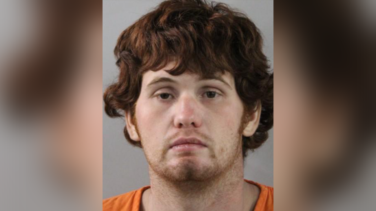 florida-man-who-was-half-naked,-‘high-on-meth’-breaks-into-home,-grabs-carpet-cleaner