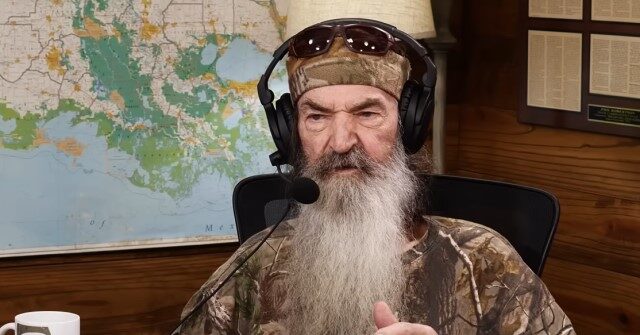 ‘duck-dynasty’-star-phil-robertson-diagnosed-with-early-stages-of-alzheimer’s:-‘not-doing-well’