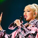 pop-superstar-gwen-stefani-shakes-up-internet,-quotes-john-3:16-and-celebrates-‘the-birth-of-our-lord’