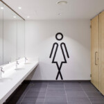 virginia-judge-greenlights-case-on-school’s-transgender-bathroom,-compelled-pronoun-policy