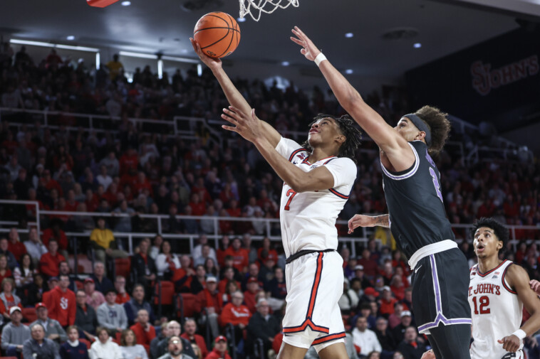 lou-carnesecca’s-‘crazy-impact’-helped-st.-john’s-land-simeon-wilcher