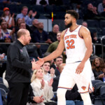 karl-anthony-towns-sits-out-with-knee-issue-as-jalen-brunson-remains-in-knicks’-lineup