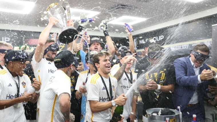 galaxy-put-‘stamp’-on-season,-win-6th-mls-cup