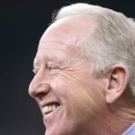 archie-manning-reveals-preferred-nfl-landing-spot-for-grandson,-texas-star-arch-manning