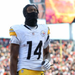 nfl-injury-tracker-week-14:-steelers-wr-george-pickens-inactive-vs.-browns