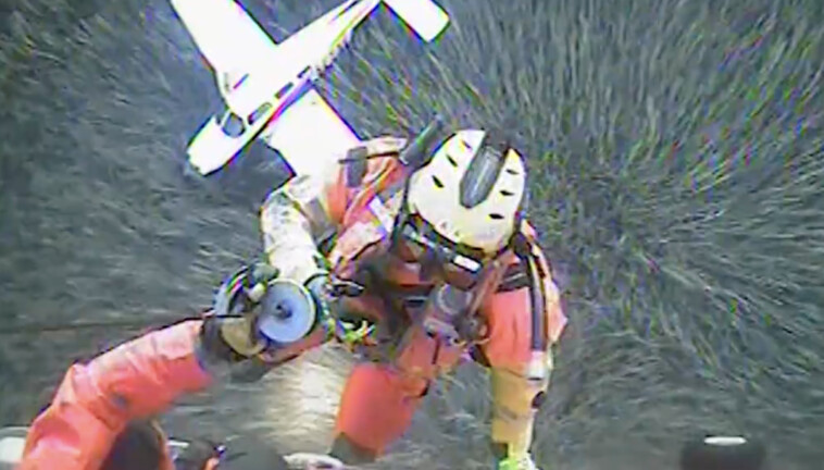 dramatic-video-shows-coast-guard-rescue-2-from-plane-that-crashed-in-marsh-during-university-‘training’