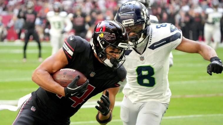 cardinals-wr-michael-wilson-hauls-in-41-yard-td-pass-vs.-seahawks