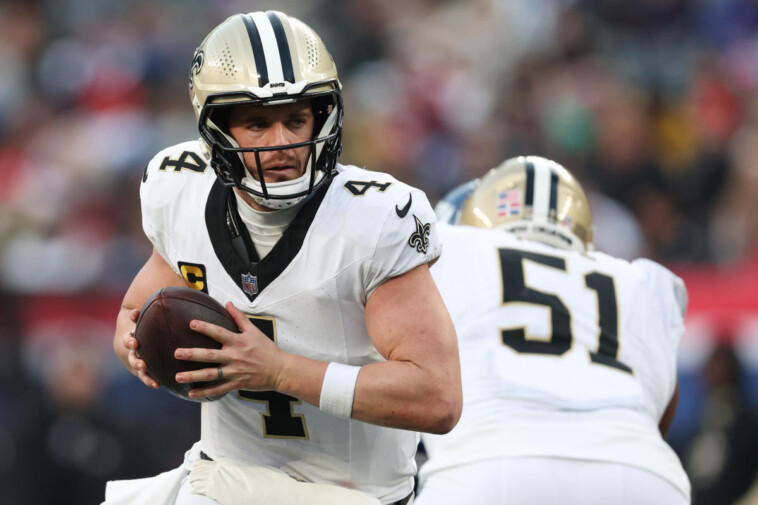 saints-qb-derek-carr-leaves-win-over-giants-early-with-wrist,-arm-injury-after-awkward-fall