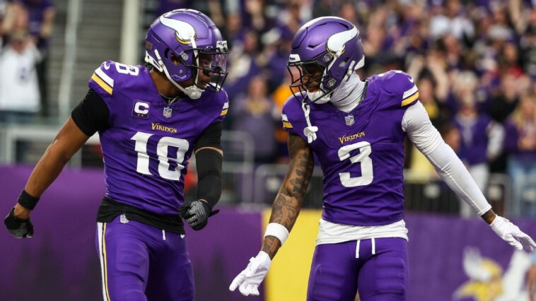 big-questions-and-takeaways:-vikings-keep-rolling,-eagles-hang-on