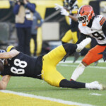 nfl-week-14-scores:-steelers-fully-back-on-track-with-dominant-win-over-browns