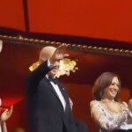 they-hate-her:-joe-and-jill-biden-light-up-the-internet-with-their-cold-response-to-a-beaming-kamala-harris-at-the-kennedy-center-(video)