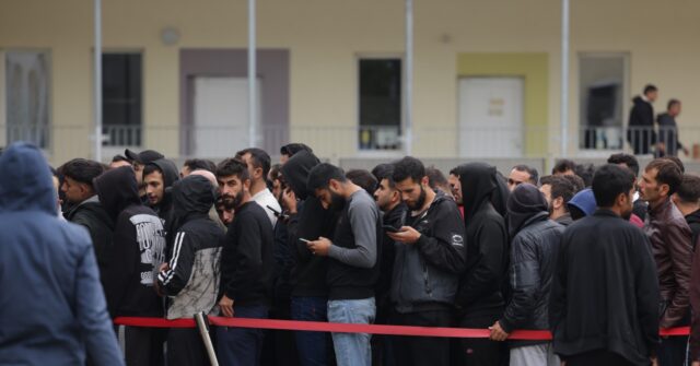 germany-and-austria-suspend-asylum-applications-from-syrian-migrants-following-fall-of-assad