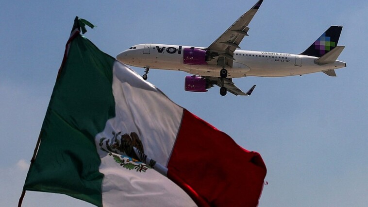 passenger-aboard-volaris-flight-in-mexico-arrested-after-allegedly-trying-to-divert-plane-to-us