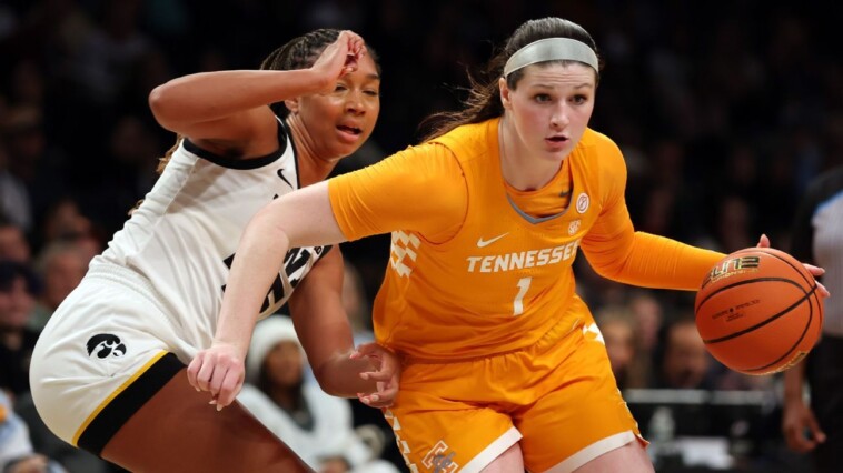 lady-vols-back-in-top-25;-ucla,-uconn-stay-put