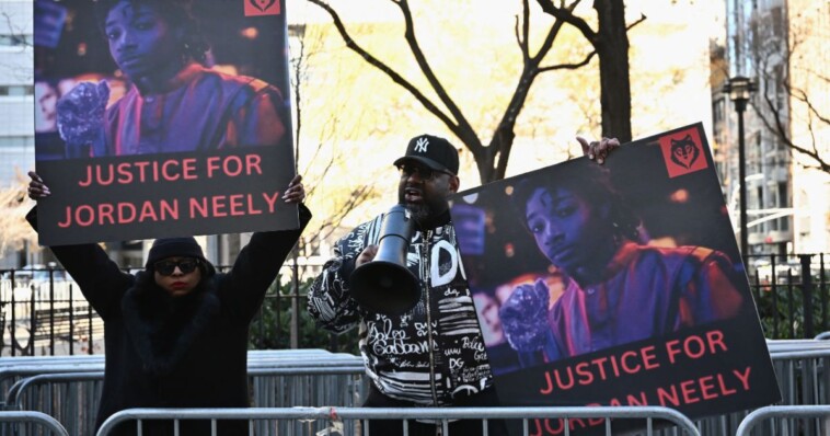 chaos-erupts-outside-courthouse-after-daniel-penny-acquittal-–-blm-leader-calls-for-‘black-vigilantes’