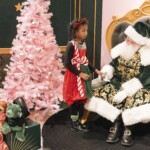 bloomingdales’-green-santa-has-parents-seeing-red-and-kids-‘crying’