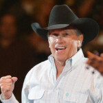 watch:-country-music-star-george-strait-performs-‘trump-dance’-during-las-vegas-concert