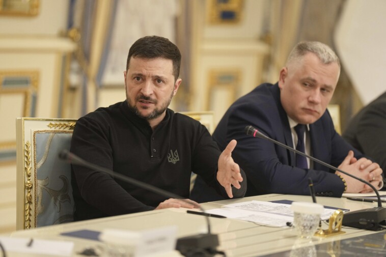 ukraine-could-let-in-european-peacekeepers-as-part-of-peace-deal-to-end-the-war,-zelensky-says