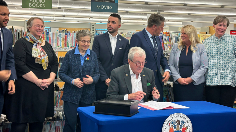 gov.-phil-murphy-signs-law-prohibiting-book-bans,-making-new-jersey-the-latest-state-to-do-so