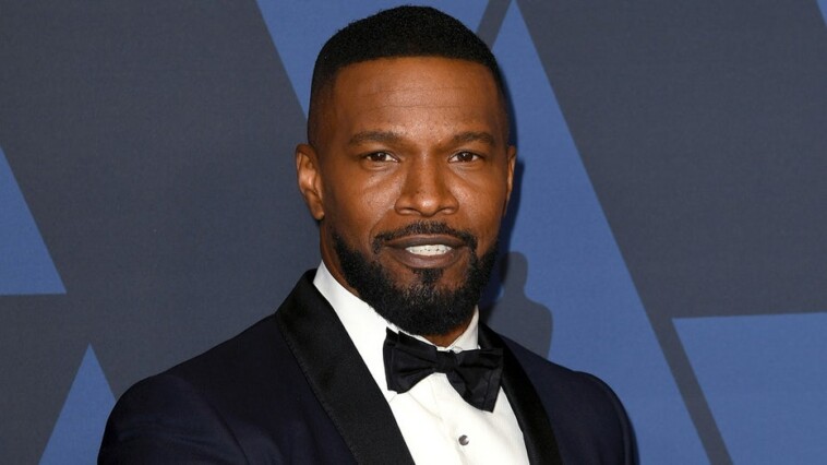 jamie-foxx-suffered-‘brain-bleed-that-led-to-a-stroke,’-didn’t-‘remember-20-days’-during-weekslong-coma