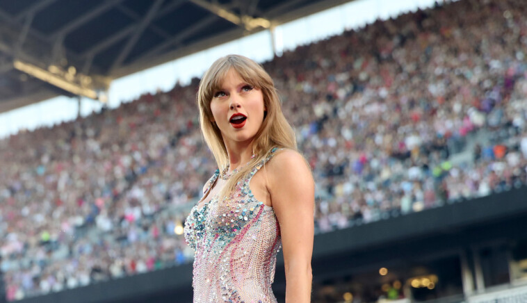 taylor-swift-ends-eras-tour-with-record-$2b-in-ticket-sales,-hands-out-$200m-bonuses-to-crew