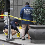 ghoulish-tourists-flock-to-nyc-site-of-unitedhealthcare-ceo-brian-thompson’s-murder