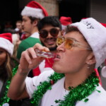 mta-banning-alcohol-on-metro-north,-lirr-trains-for-santacon-weekend