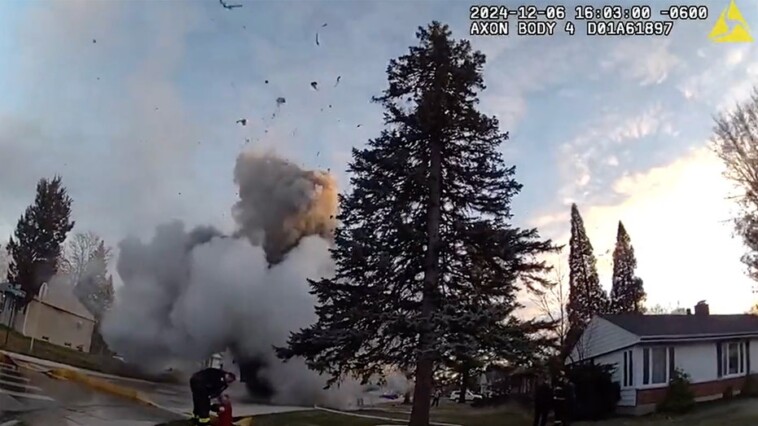 garbage-truck-explodes-in-illinois-suburb,-sending-debris-flying-and-injuring-first-responders