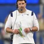 mike-vrabel-coaching-buzz-grows-as-cowboys’-mike-mccarthy-decision-looms