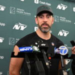 aaron-rodgers-thinks-jets-may-have-to-break-‘curse’-to-turn-woeful-franchise-around