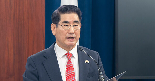 former-south-korean-defense-minister-attempts-suicide-after-martial-law-disaster