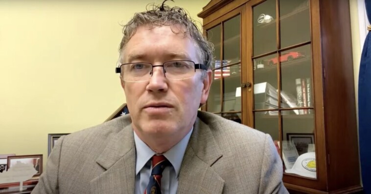 ‘the-timing-is-no-mistake…-it-was-the-signal-to-the-deep-state-to-go-in-for-the-kill’-—-rep-thomas-massie-claims-us.-facilitated-regime-change-in-syria