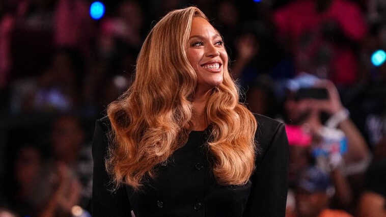 nfl-to-extend-halftime-for-beyonce’s-performance-on-christmas-day:-report