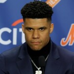 juan-soto-thanks-yankees-fans-while-being-introduced-as-newest-mets-star:-‘they-have-a-spot-in-my-heart’