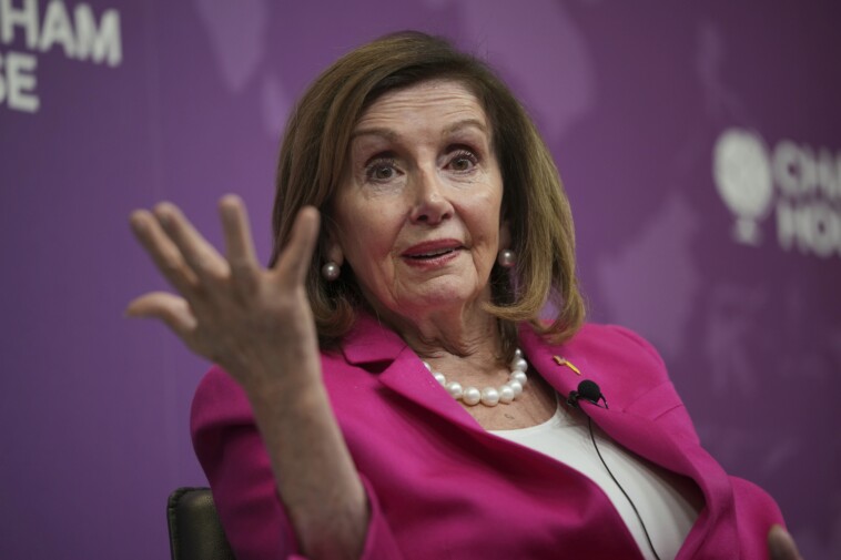 nancy-pelosi-trying-to-‘tank’-alexandria-ocasio-cortez’s-house-oversight-committee-bid:-report 