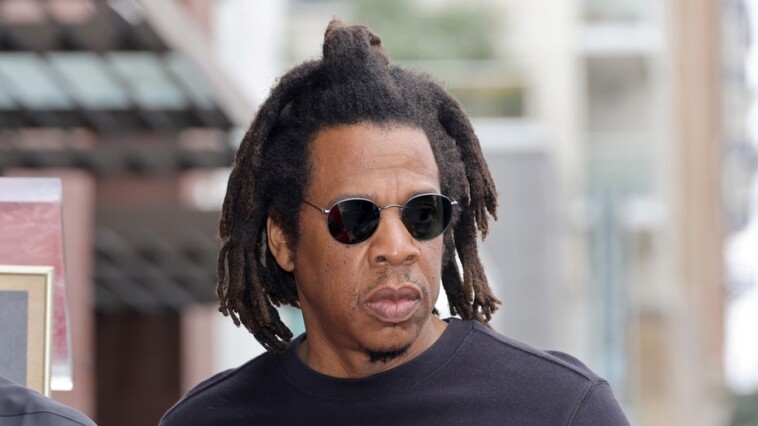 jay-z-forced-into-‘game-of-chicken’-ahead-of-bombshell-sexual-assault-lawsuit:-expert