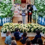 watch:-young-child-corrects-jill-biden-when-she-says-‘happy-holidays’