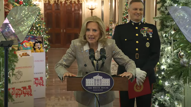 social-media-erupts-as-kids-correct-jill-biden’s-‘happy-holidays’-with-‘happy-christmas:’-‘epic-response’