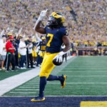 michigan-rb-edwards-opting-out-of-bowl-game