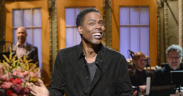 chris-rock-basks-in-trump’s-‘great-year,’-lampoons-biden’s-‘middle-finger’-to-america,-bashes-liberals-in-‘snl’-monologue