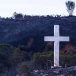 video-—-‘grateful-to-god’:-wooden-cross-survives-california-wildfire-that-burned-4k-acres