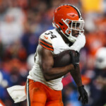 fantasy-football-pulse-check:-big-name-rbs-outshined-by-sparsely-started-counterparts-in-week-15