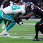 texans’-calen-bullock-talks-scary-play-that-left-dolphins’-grant-dubose-hospitalized