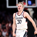 men’s-basketball-ap-poll:-uconn-appears-to-be-back-after-hawaii-skid,-tennessee-holds-at-no.-1