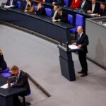 german-chancellor-olaf-scholz-loses-no-confidence-vote,-election-called-for-early-next-year